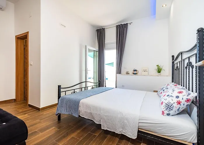 Group Natura Croatia, Sleeps Up To 13 People