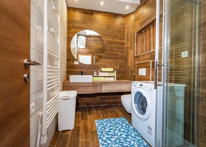 Group Natura Croatia, Sleeps Up To 13 People *