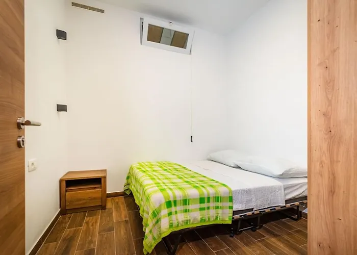 Nyaraló Group Natura Croatia, Sleeps Up To 13 People