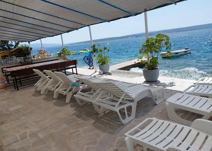 Group Natura Croatia, Sleeps Up To 13 People *
