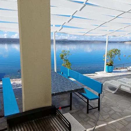 Group Natura Croatia, Sleeps Up To 13 People Semesterbostad Maslenica