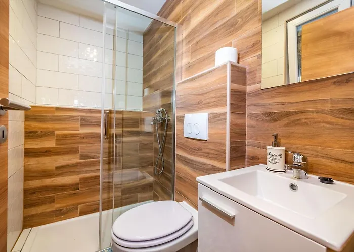 Group Natura Croatia, Sleeps Up To 13 People Casa vacanze *