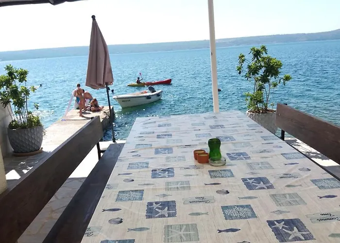 Group Natura Croatia, Sleeps Up To 13 People