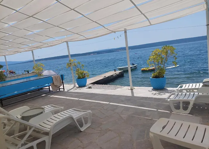 Group Natura Croatia, Sleeps Up To 13 People *